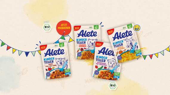 Alete Kinderteller Produkte in Bio-Qualität, mit verschiedenen Geschmacksrichtungen wie Spaghetti Bolognese und Ratatouille, dekoriert mit bunten Fahnen.